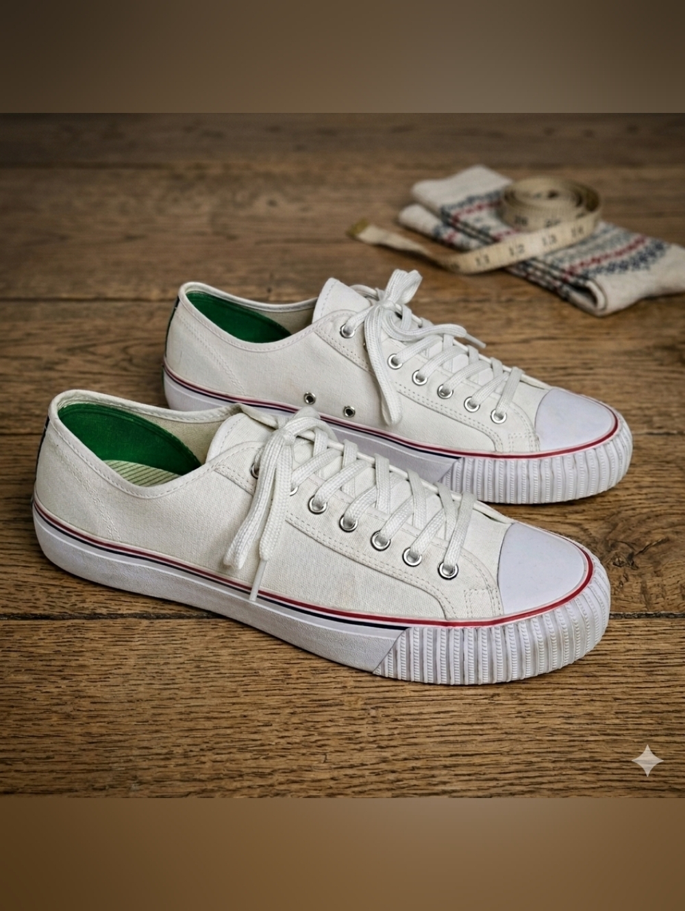 PF Flyers Center Lo by New Balance White Canvas Sneaker Shoe Men's 12 Vulcanized